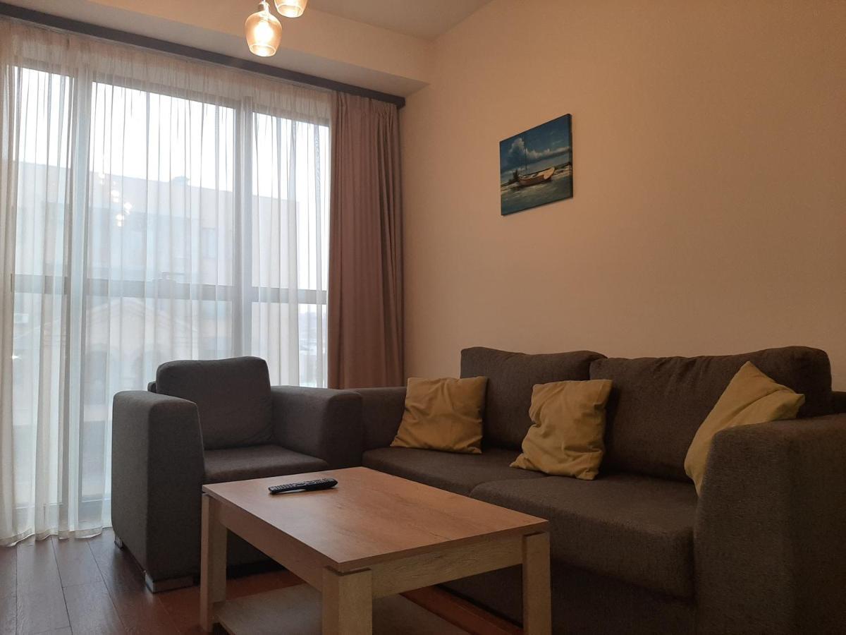 Pride Properties Welcomes You At 17 Buzant St 11-166 Yerevan Armenia Bagian luar foto
