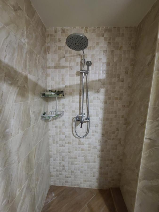 Pride Properties Welcomes You At 17 Buzant St 11-166 Yerevan Armenia Bagian luar foto